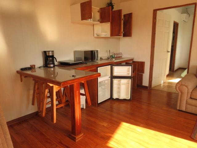 Villa Segura Manuel Antonio, Quepos Bagian luar foto